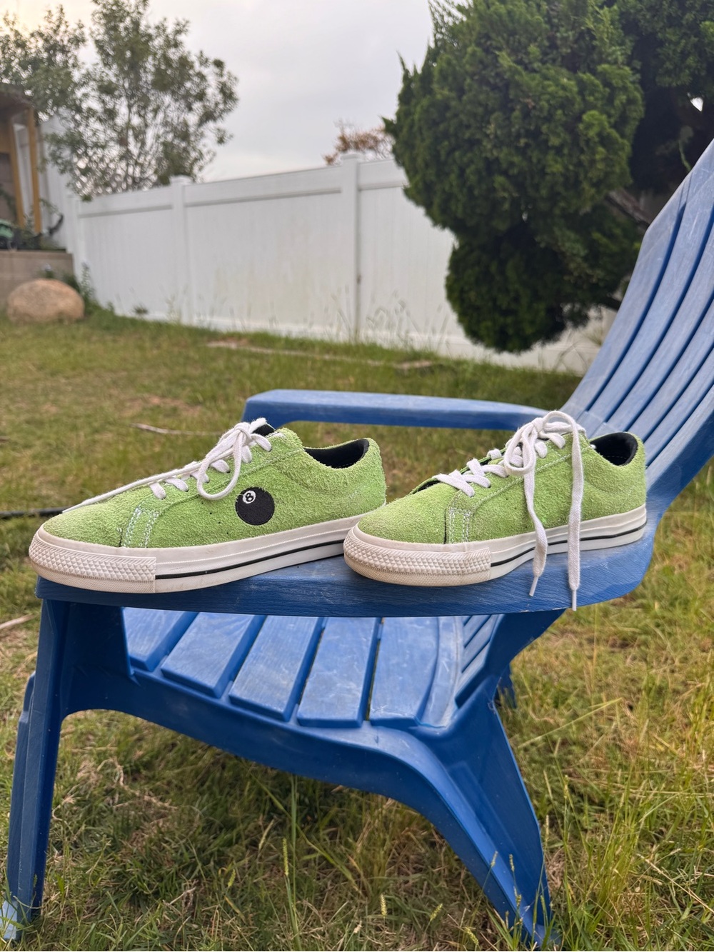 Stussy 8 ball converse All Starts women’s 7.5 , men’s 6, new suede green